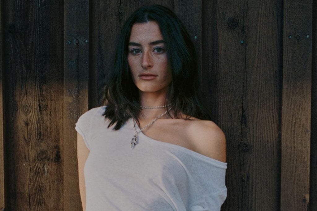 Stella Left; Photo by Cris Slater and Geoff Mau