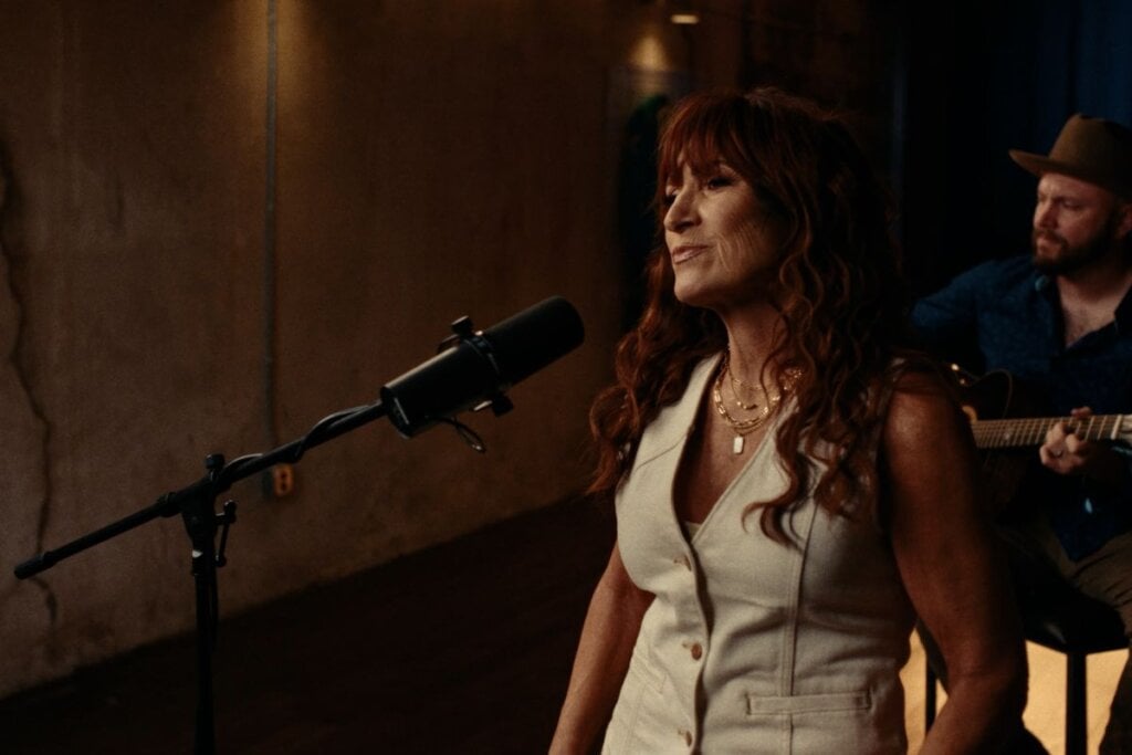 Jo Dee Messina; Photo Courtesy of Academy of Country Music Awards