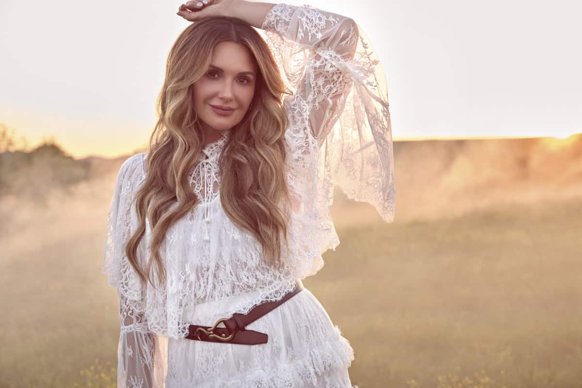 Carly Pearce; Photo by Dove Shore