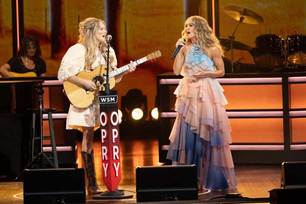 Hannah Harper, Carrie Underwood; Photo by Chris Hollo