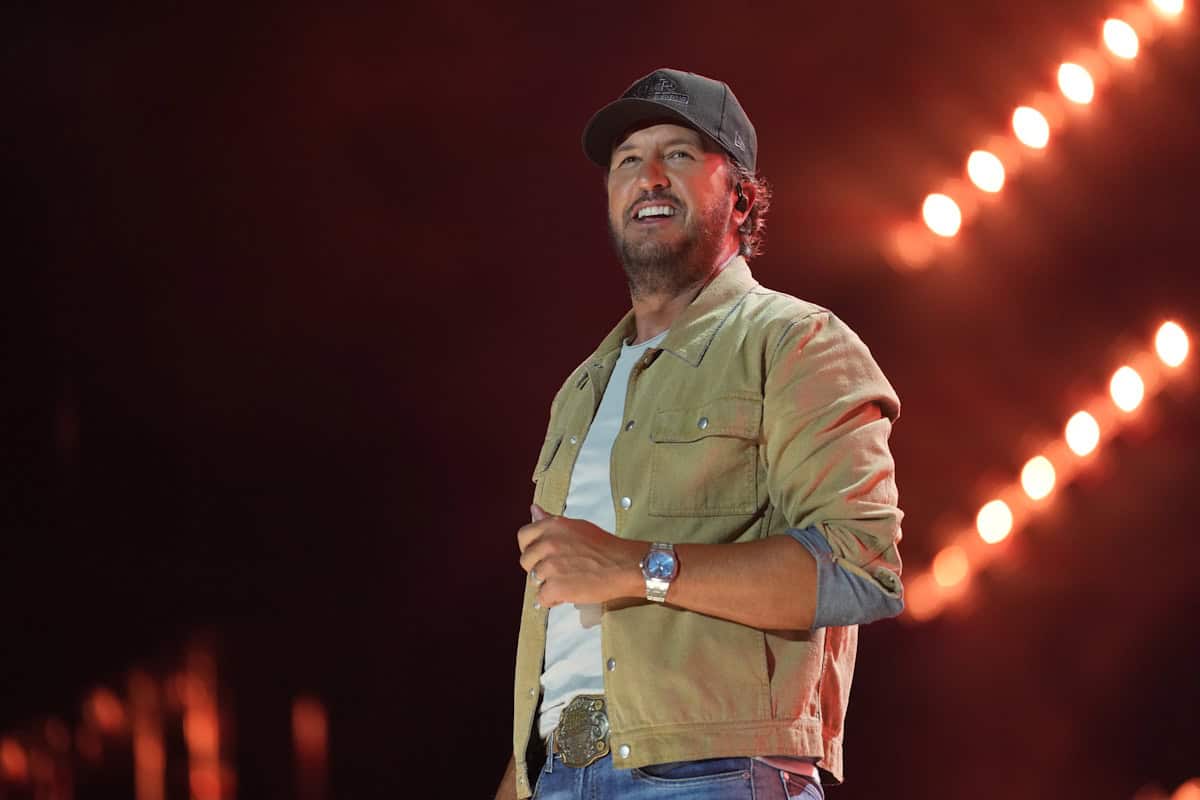 Luke Bryan; Photo by CMA