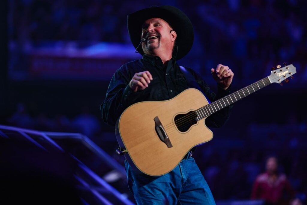 Garth Brooks; Photo by Ben Krebs