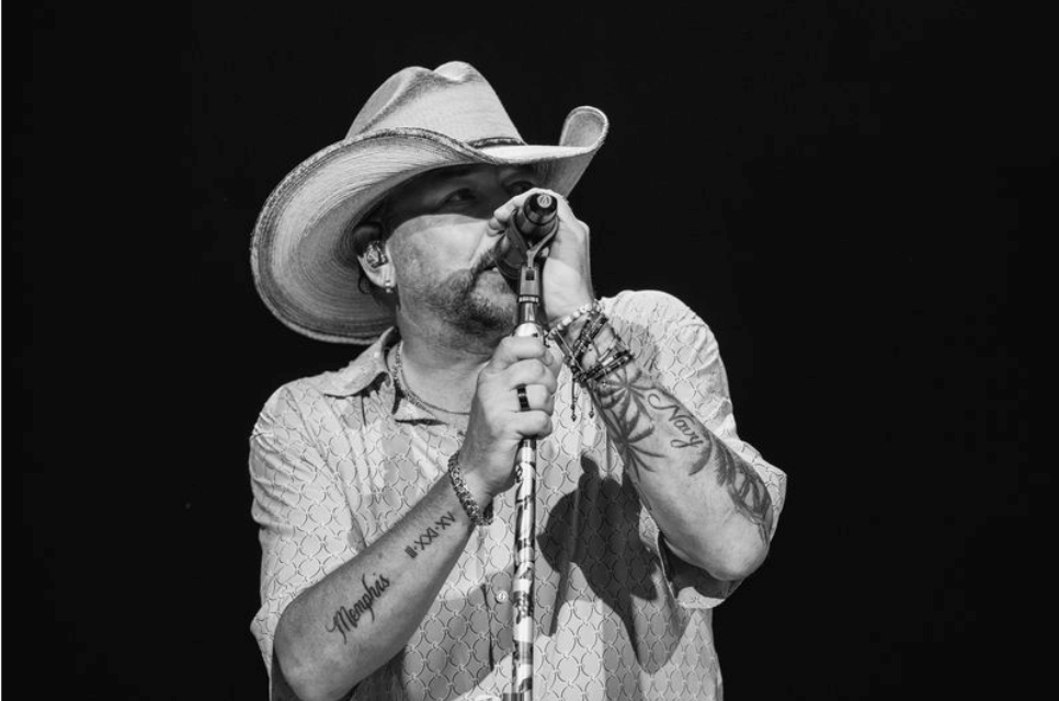Jason Aldean; Photo by Spidey Smith