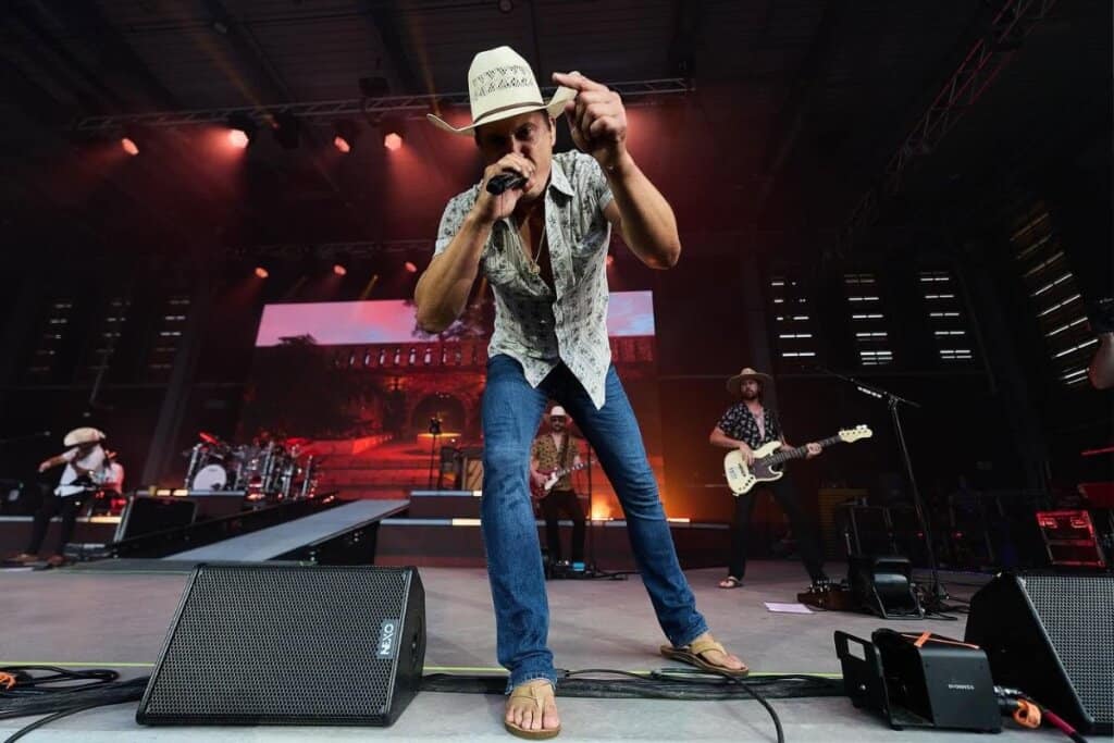 Photo Courtesy of Jon Pardi