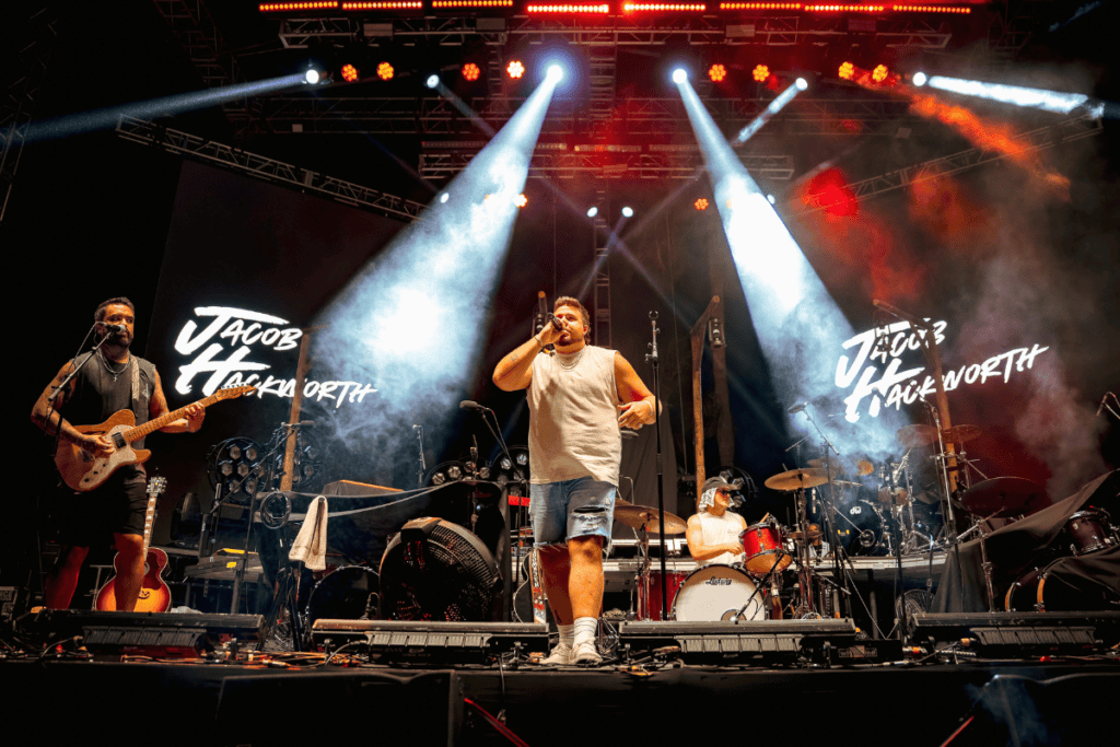 Jacob Hackworth at Country Splash; Photo by @daniel.pressplay