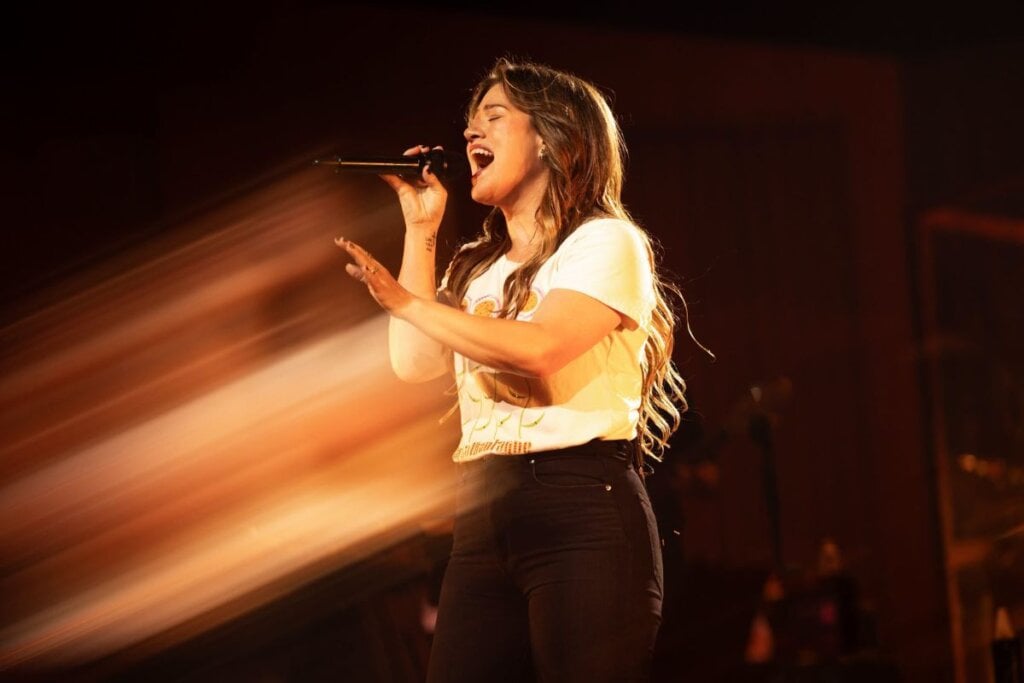 Photo Courtesy of Kelly Clarkson