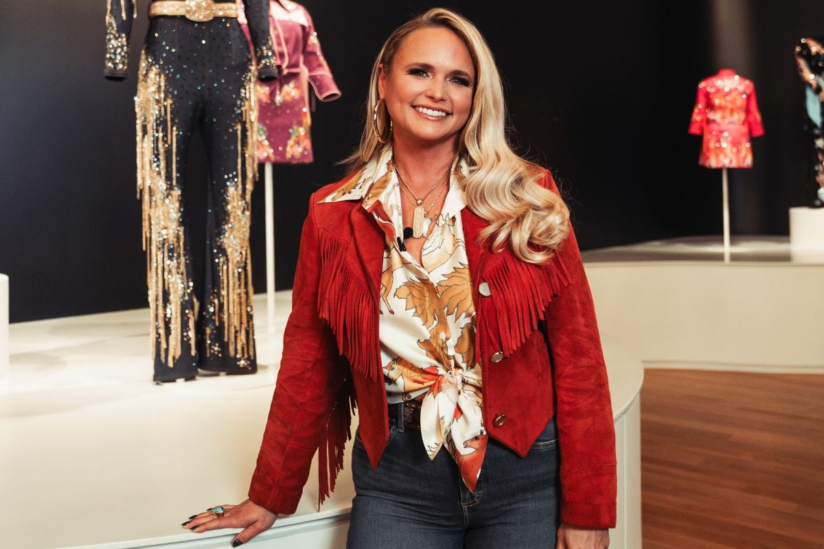 Miranda Lambert; Photo by Tyler Conrad