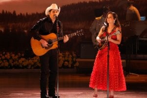 Brad Paisley, Sierra Hull; Photo by John Russell/CMA