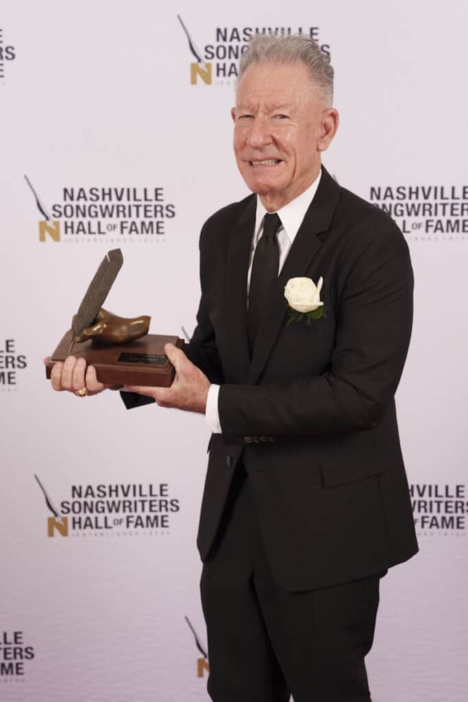 Lyle Lovett; Photo by Ed Rode 